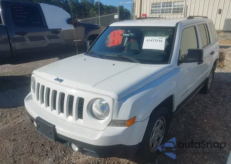 2017 Jeep Patriot Sport Fwd z USA, uszkodzony, nr VIN 1C4NJPBA7HD207233